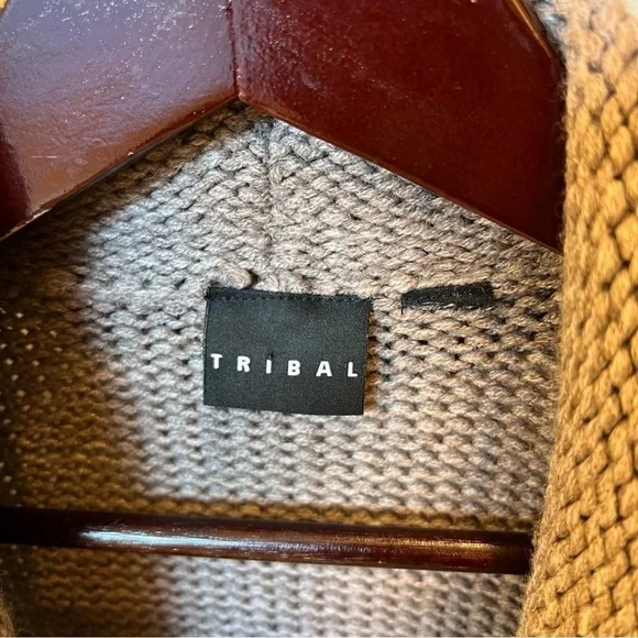 Tribal Lagenlook double breasted buttondown poncho cardigan, chunky knit OS - Picture 2 of 11